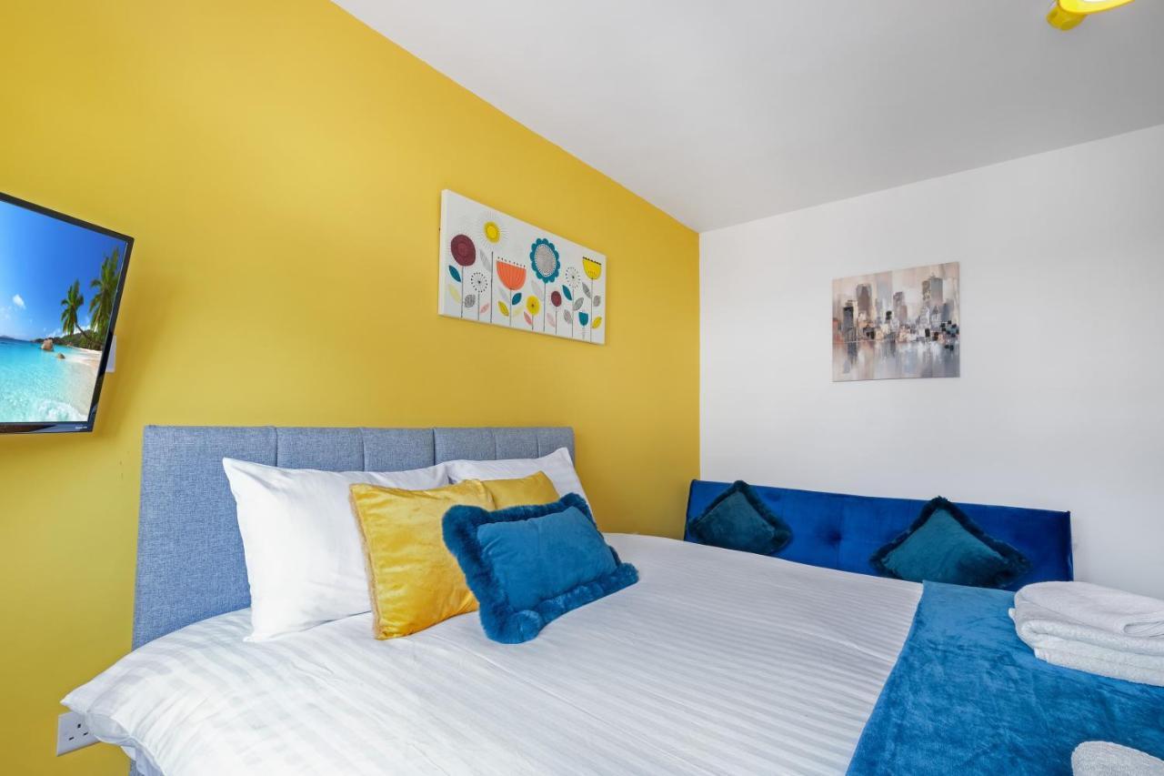 Wembley Fernbank Studios Sudbury Hill Harrow Self-Contained Studios With En-Suite מראה חיצוני תמונה